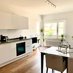 Live - Via Madonetta *