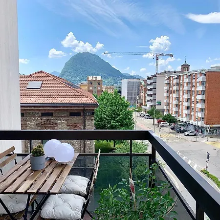 Live - Via Madonetta شقة