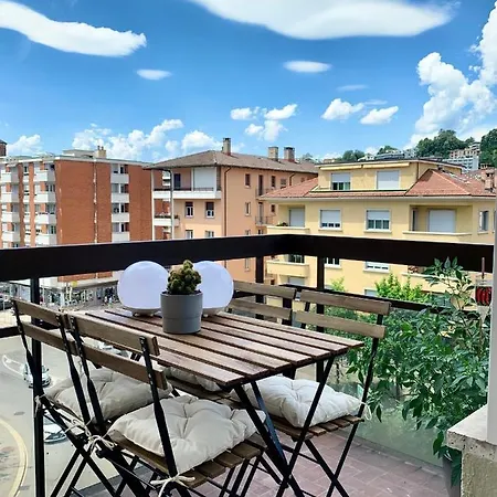 Live - Via Madonetta Apartman *