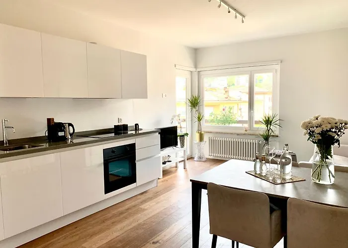 Live - Via Madonetta *