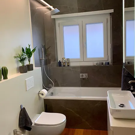 Live - Via Madonetta *